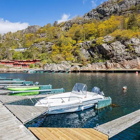 Feriehus Gorgeous In Lindesnes With Kitchen