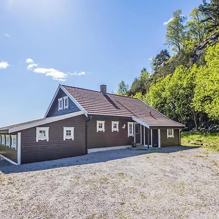 Gorgeous In Lindesnes With Kitchen Сasa de vacaciones Svenevik