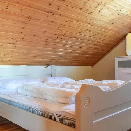 Holiday home Gorgeous In Lindesnes With Kitchen Svenevik